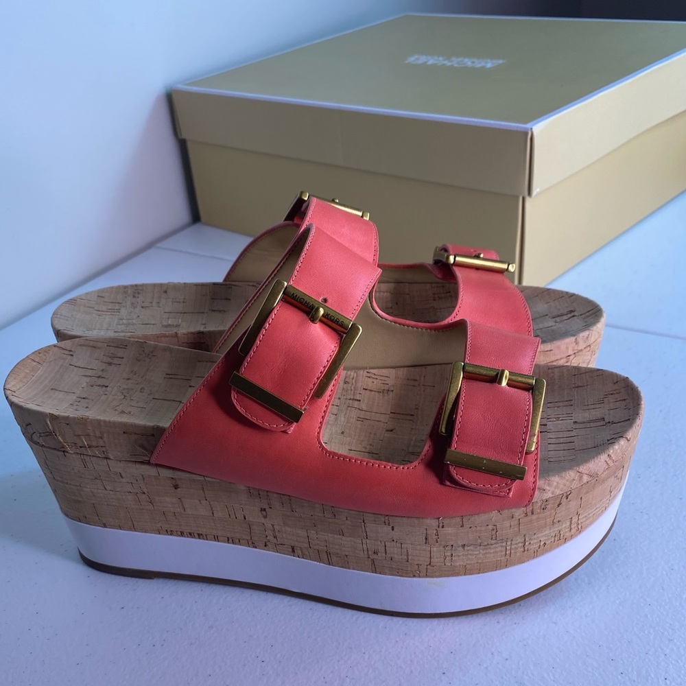 Michael Kors Peach Pink Platform Flatform Sandals